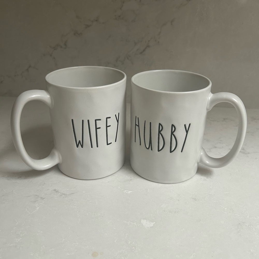 'Wifey' and 'Hubby' Mug Set White Ceramic 16 oz